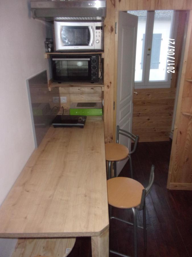 Logement Proche De Tout Saint-Laurent-de-Neste Exterior photo