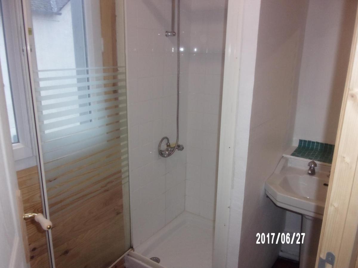 Logement Proche De Tout Saint-Laurent-de-Neste Exterior photo